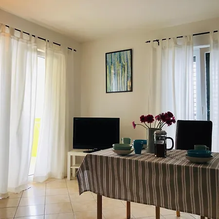 Pama Luko Apartment 100M From Beach, Tennis Court & Gym, Free Parking Supetar Exterior photo