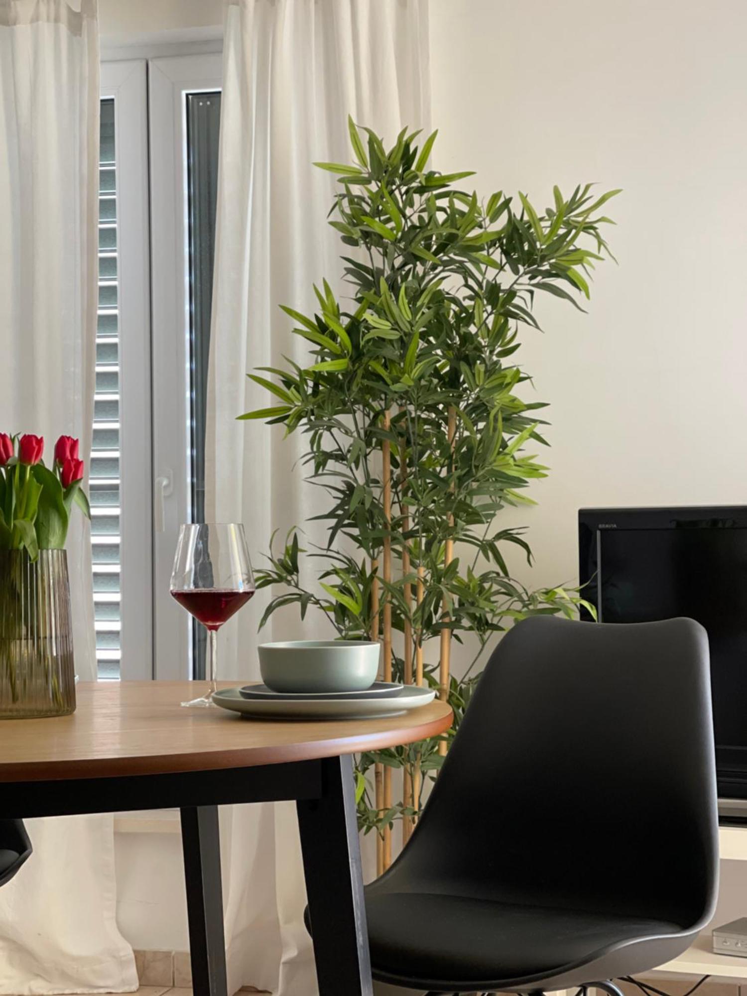 Apartment Pama Luko 100m From Beach, Tennis Court & Gym, Free Parking *