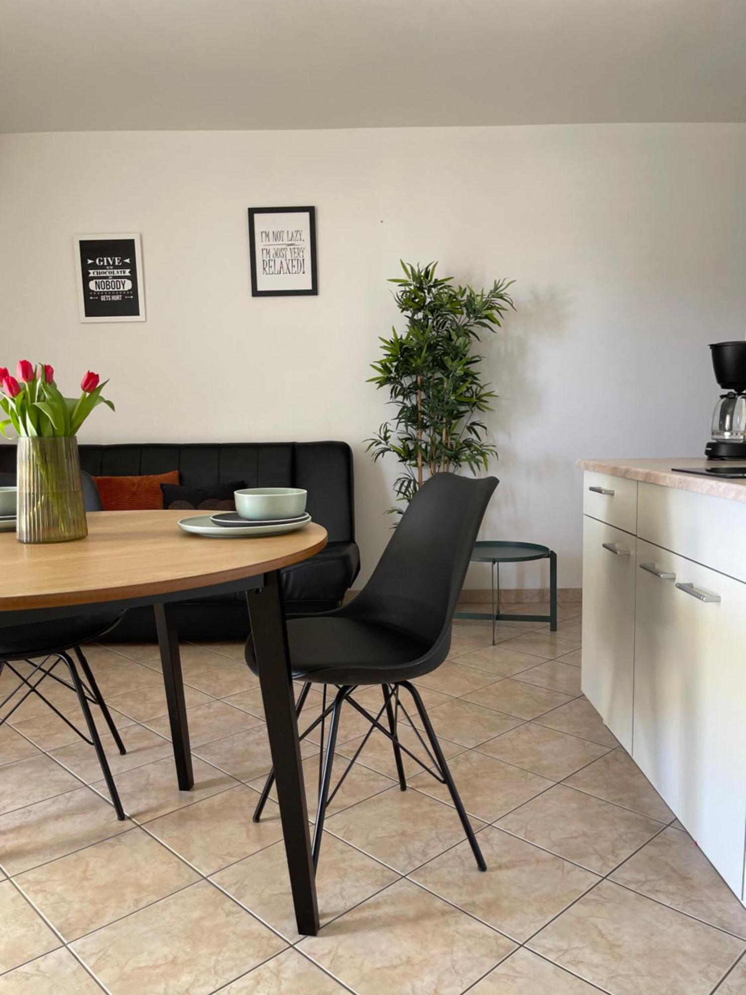 Pama Luko 100m From Beach, Tennis Court & Gym, Free Parking Supetar